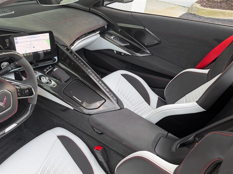 2023 Chevrolet Corvette Z06 - Photo 13 - Bonita Springs, FL 34134