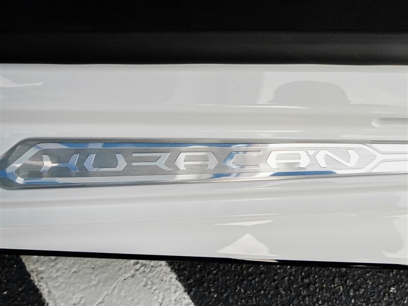 2023 Lamborghini Huracan Tecnica   - Photo 24 - Bonita Springs, FL 34134