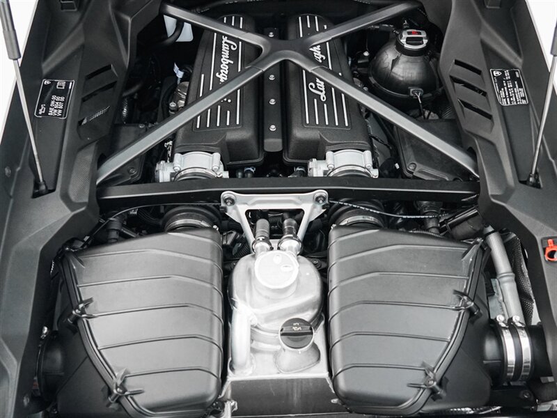 2023 Lamborghini Huracan Tecnica   - Photo 34 - Bonita Springs, FL 34134