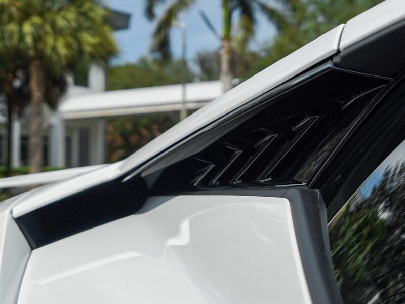 2023 Lamborghini Huracan Tecnica   - Photo 9 - Bonita Springs, FL 34134