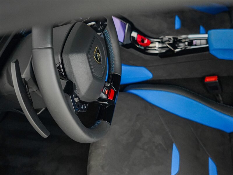 2023 Lamborghini Huracan Tecnica   - Photo 27 - Bonita Springs, FL 34134