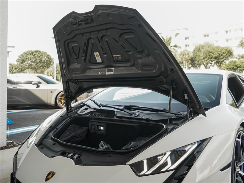 2023 Lamborghini Huracan Tecnica   - Photo 38 - Bonita Springs, FL 34134