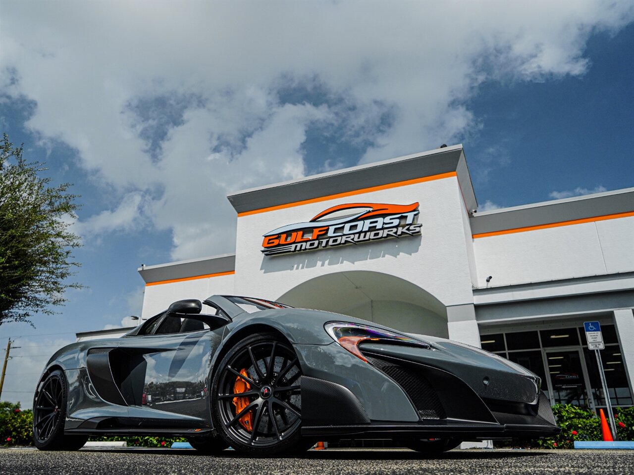 2016 McLaren 675LT Spider   - Photo 70 - Bonita Springs, FL 34134