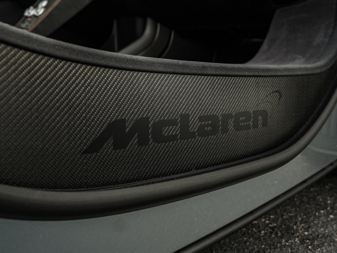 2016 McLaren 675LT Spider   - Photo 24 - Bonita Springs, FL 34134