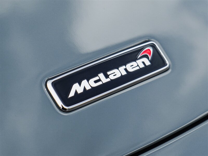 2016 McLaren 675LT Spider - Photo 5 - Bonita Springs, FL 34134