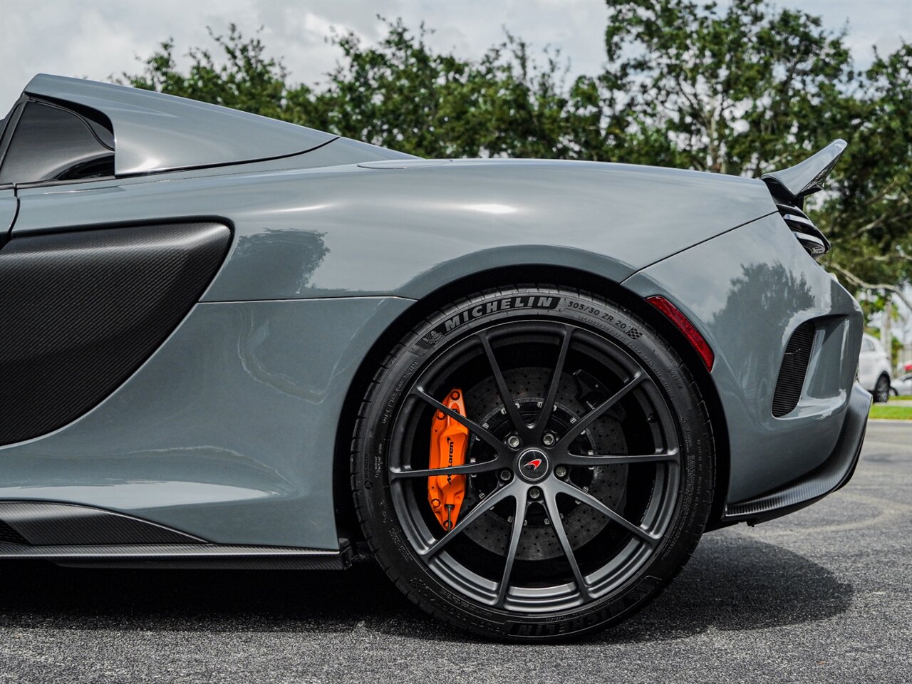 2016 McLaren 675LT Spider   - Photo 40 - Bonita Springs, FL 34134