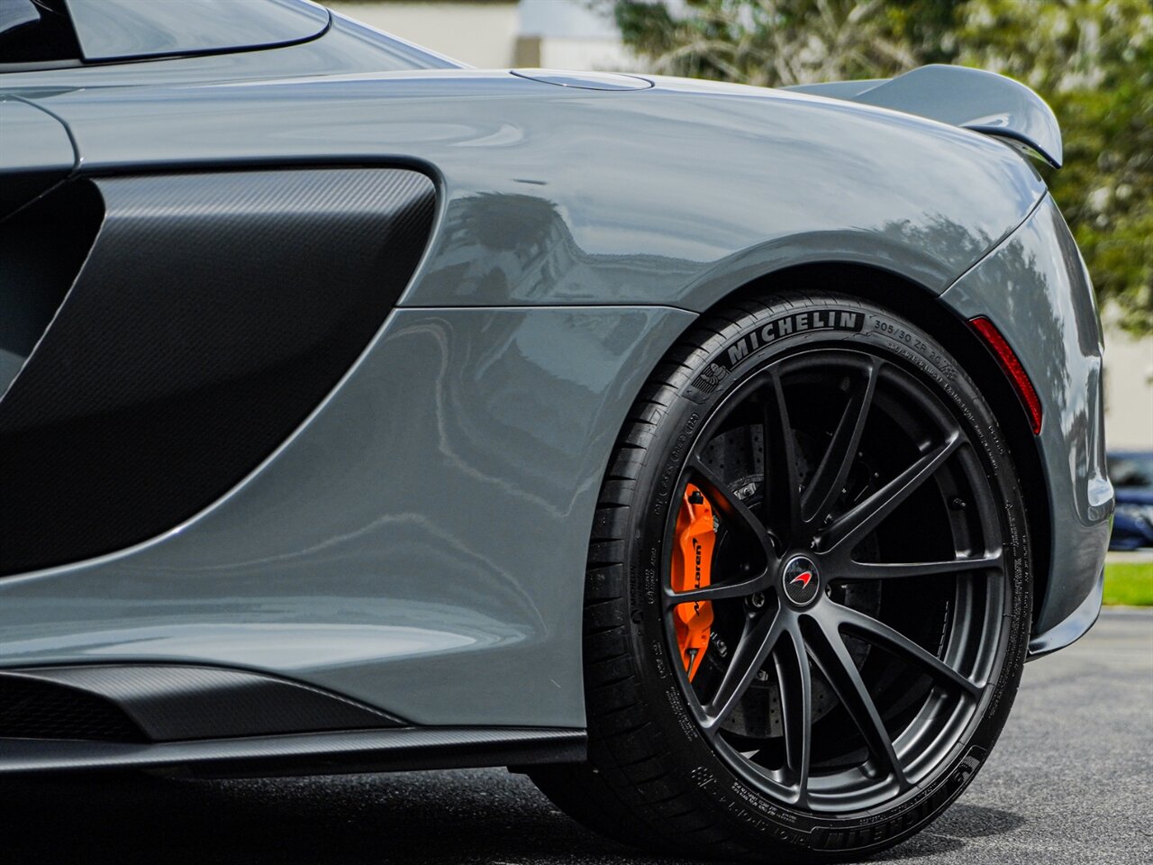 2016 McLaren 675LT Spider   - Photo 43 - Bonita Springs, FL 34134