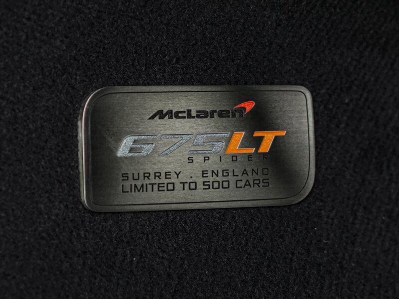 2016 McLaren 675LT Spider - Photo 23 - Bonita Springs, FL 34134