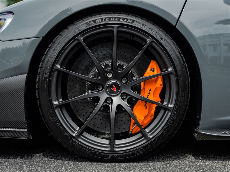 2016 McLaren 675LT Spider - Photo 39 - Bonita Springs, FL 34134