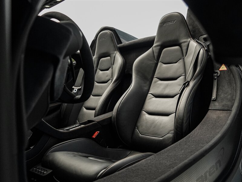 2016 McLaren 675LT Spider - Photo 18 - Bonita Springs, FL 34134