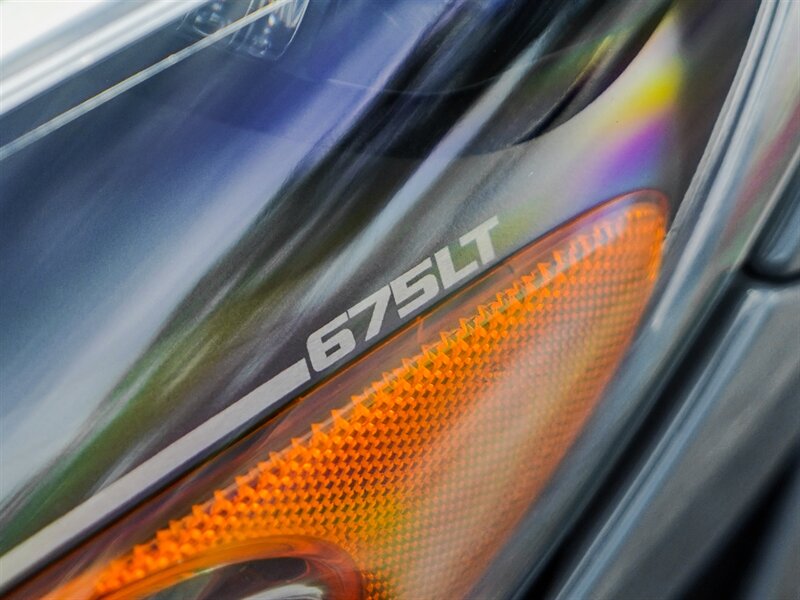 2016 McLaren 675LT Spider - Photo 37 - Bonita Springs, FL 34134