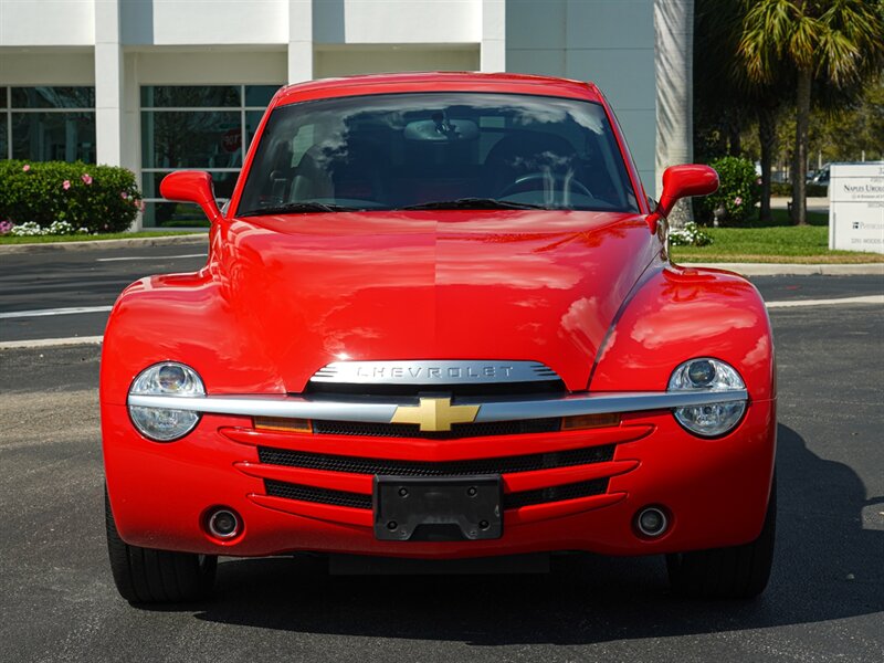 2005 Chevrolet SSR LS   - Photo 3 - Bonita Springs, FL 34134