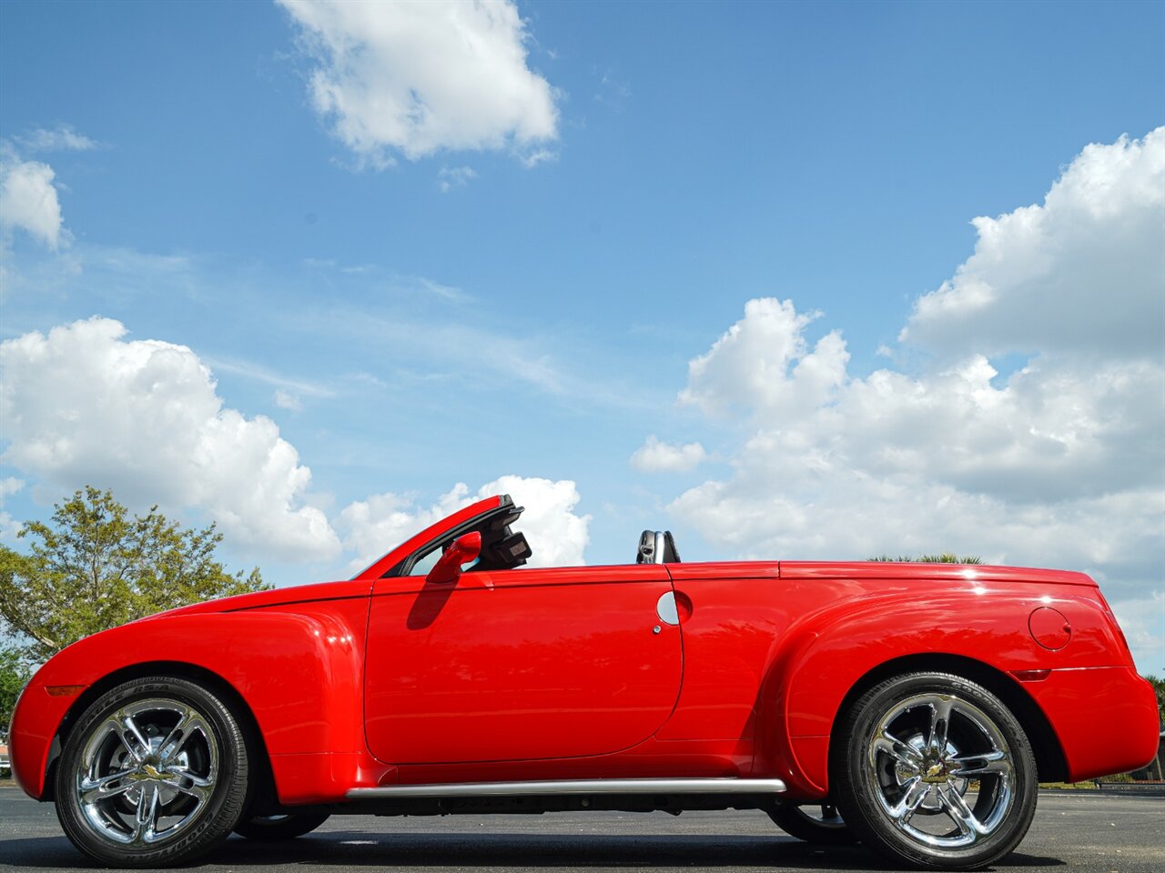 2005 Chevrolet SSR LS   - Photo 43 - Bonita Springs, FL 34134