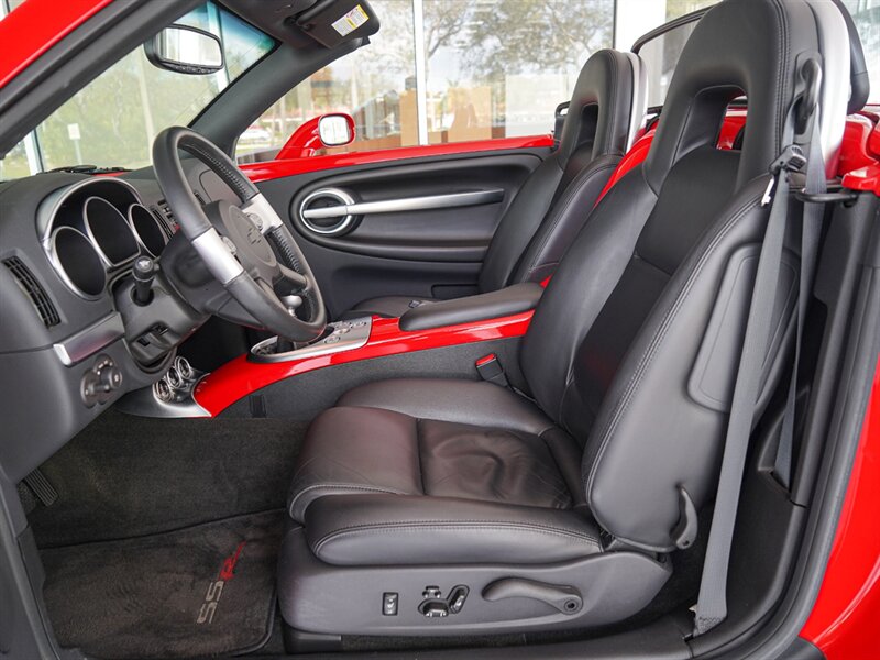 2005 Chevrolet SSR LS - Photo 16 - Bonita Springs, FL 34134