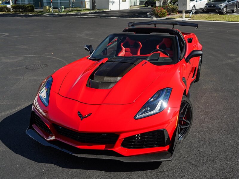 2019 Chevrolet Corvette ZR1 - Photo 11 - Bonita Springs, FL 34134
