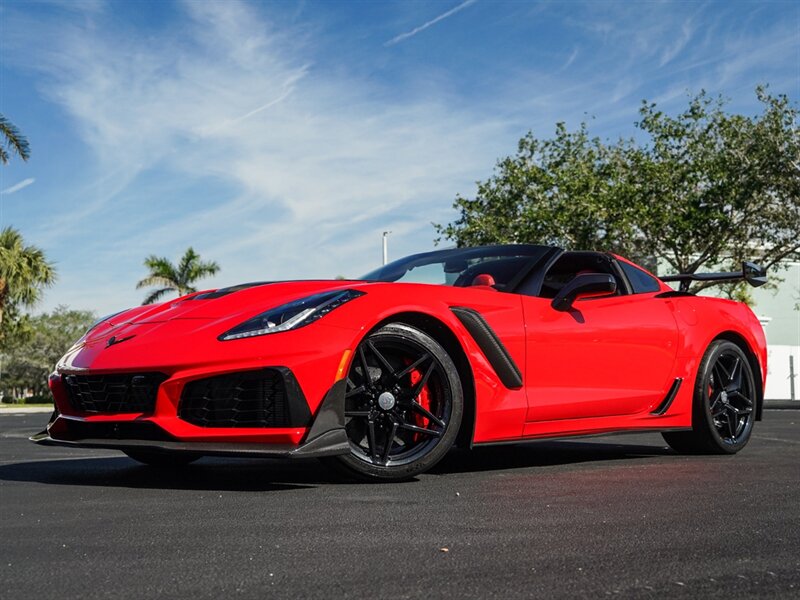 2019 Chevrolet Corvette ZR1 - Photo 14 - Bonita Springs, FL 34134