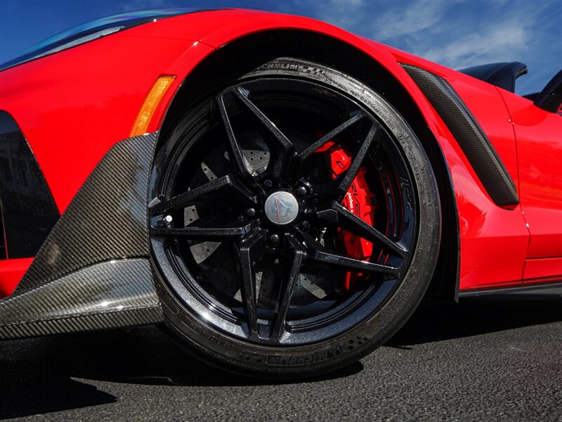 2019 Chevrolet Corvette ZR1 - Photo 15 - Bonita Springs, FL 34134