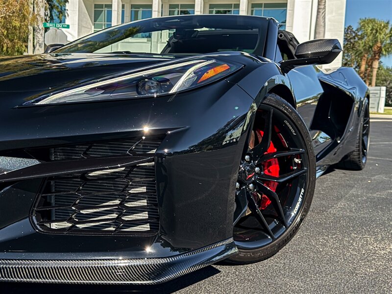 2025 Chevrolet Corvette Z06 - Photo 10 - Bonita Springs, FL 34134