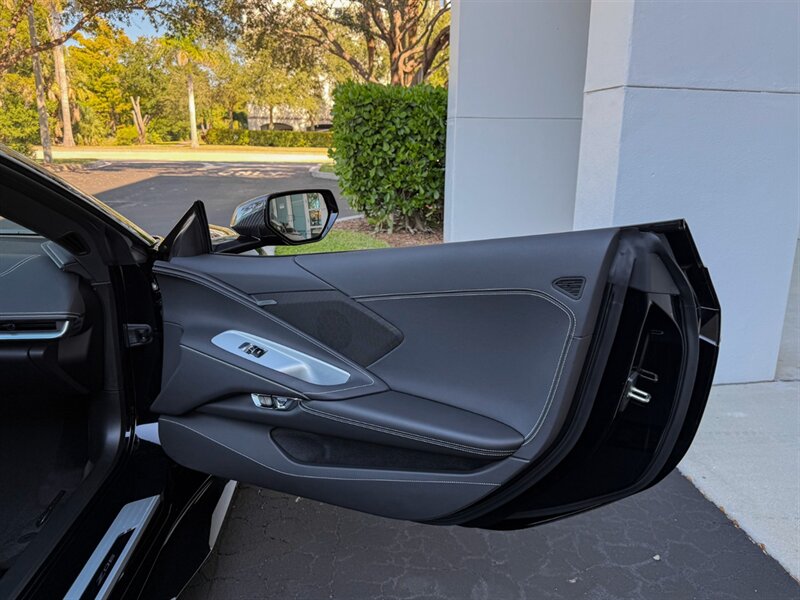 2025 Chevrolet Corvette Z06 - Photo 31 - Bonita Springs, FL 34134