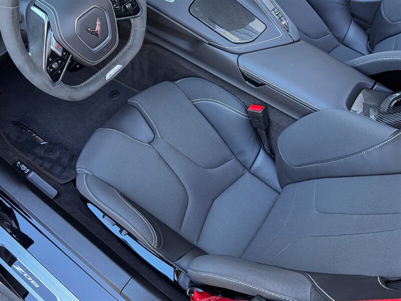 2025 Chevrolet Corvette Z06 - Photo 18 - Bonita Springs, FL 34134