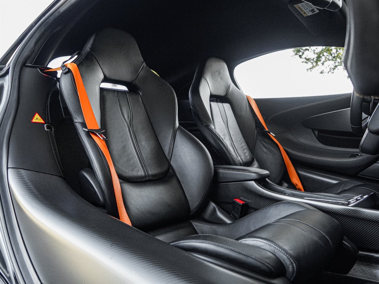 2019 McLaren 600LT   - Photo 25 - Bonita Springs, FL 34134