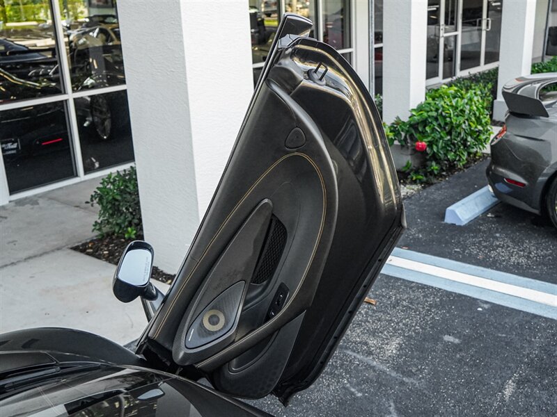 2019 McLaren 600LT - Photo 29 - Bonita Springs, FL 34134