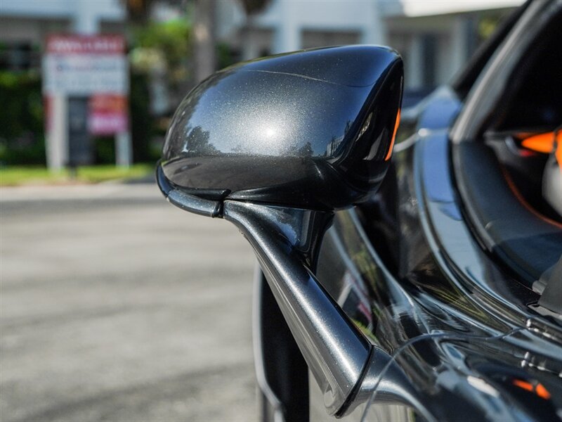 2019 McLaren 600LT - Photo 52 - Bonita Springs, FL 34134