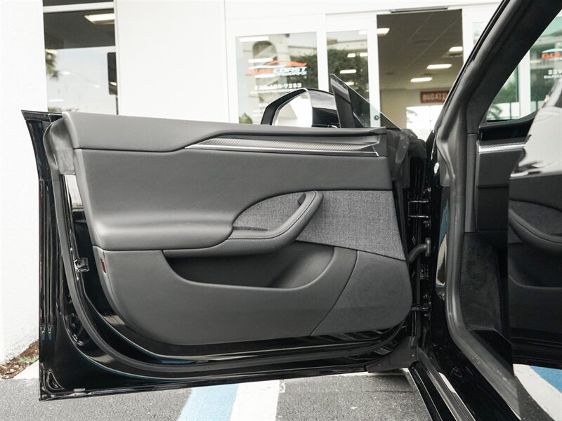 2021 Tesla Model S Plaid - Photo 19 - Bonita Springs, FL 34134