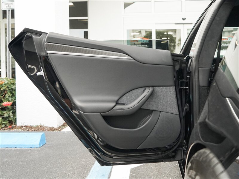 2021 Tesla Model S Plaid - Photo 26 - Bonita Springs, FL 34134