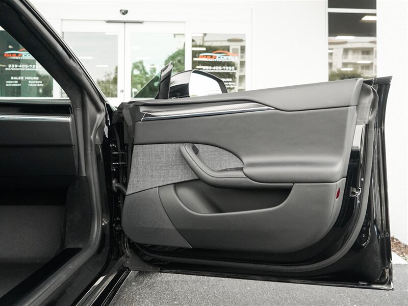2021 Tesla Model S Plaid - Photo 34 - Bonita Springs, FL 34134