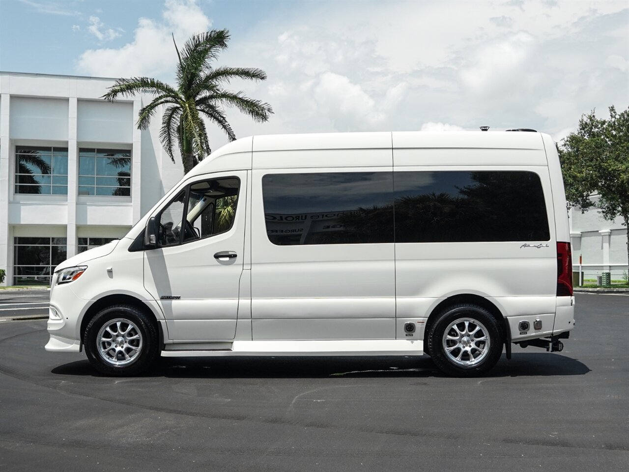 2022 Mercedes-Benz Sprinter American Coach   - Photo 60 - Bonita Springs, FL 34134