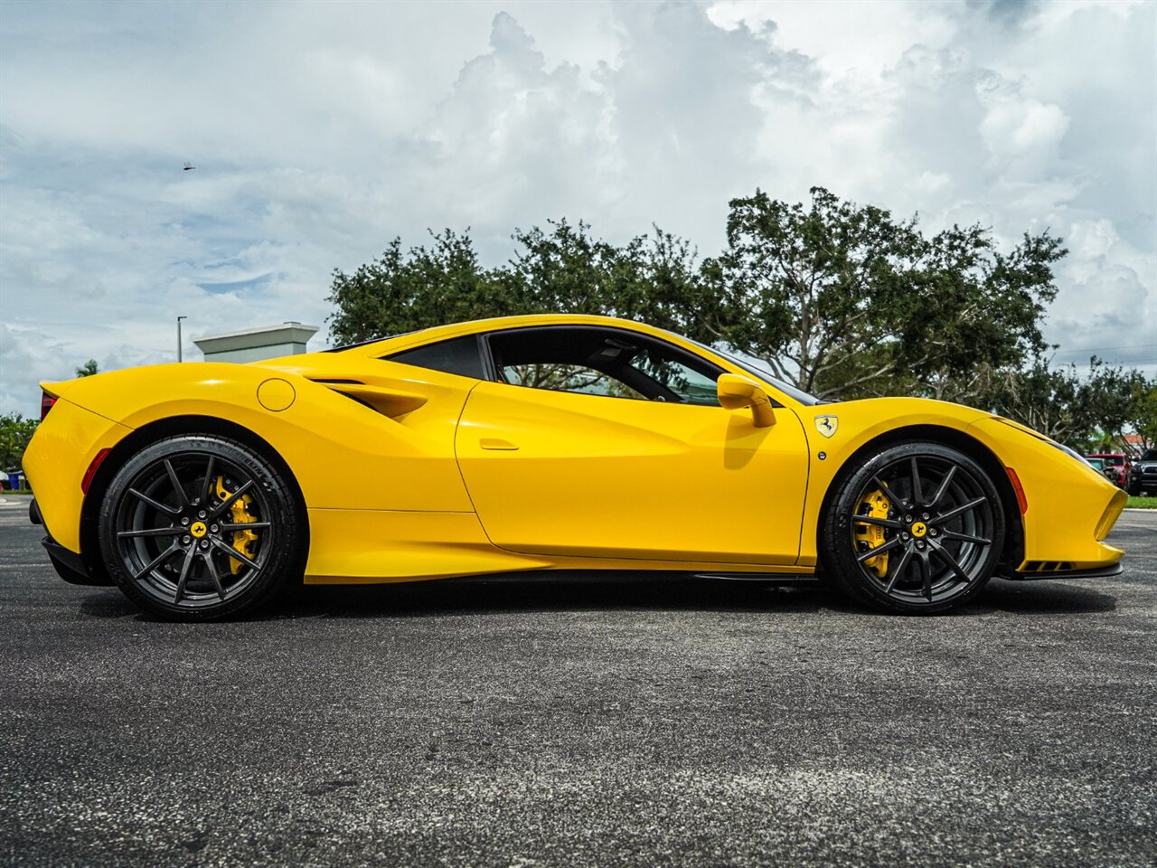 2022 Ferrari F8 Tributo   - Photo 76 - Bonita Springs, FL 34134