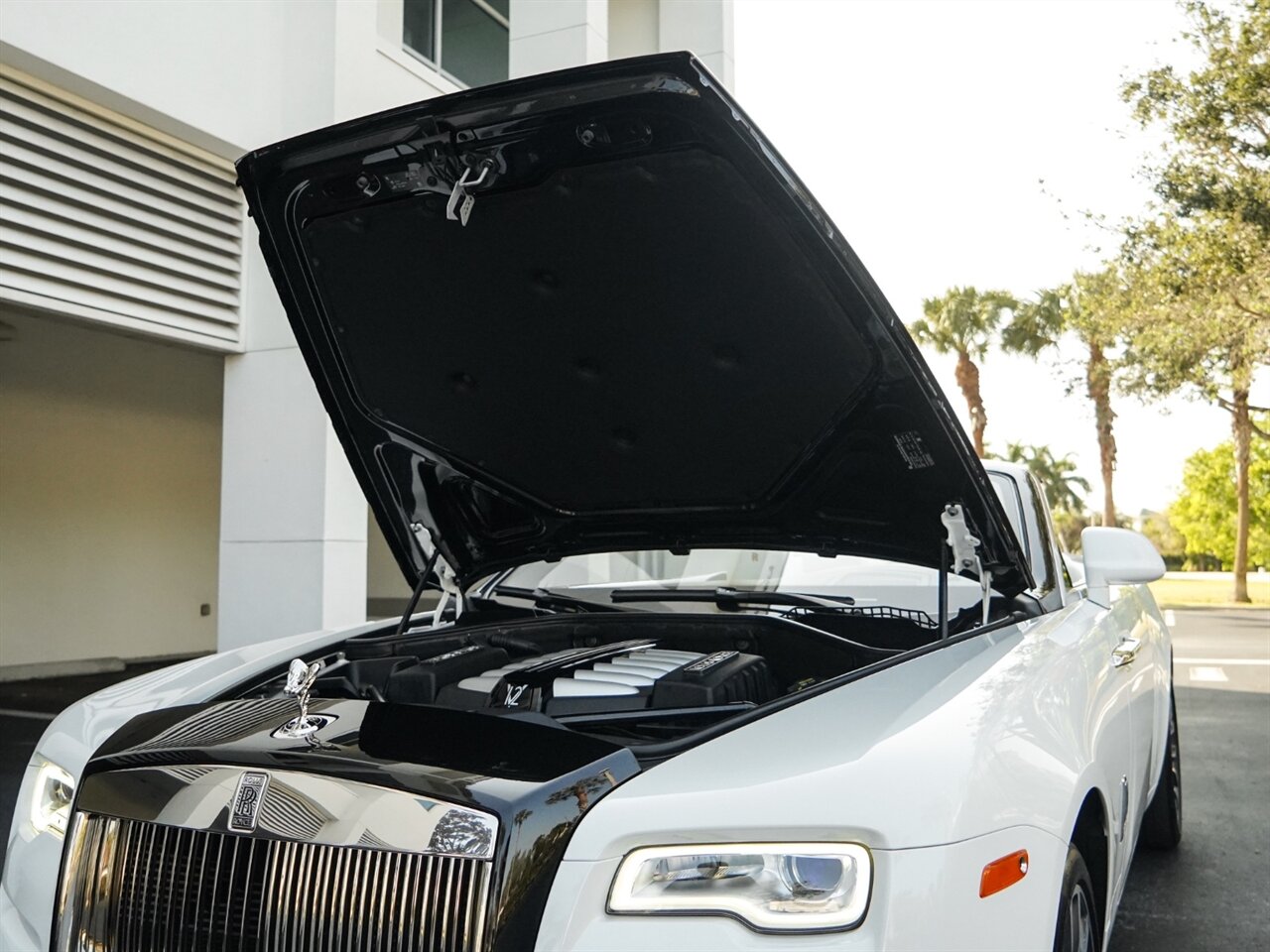 2019 Rolls-Royce Dawn   - Photo 43 - Bonita Springs, FL 34134