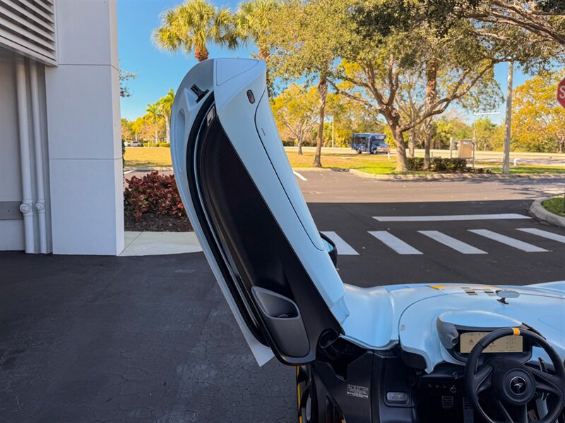 2021 McLaren Elva   - Photo 25 - Bonita Springs, FL 34134