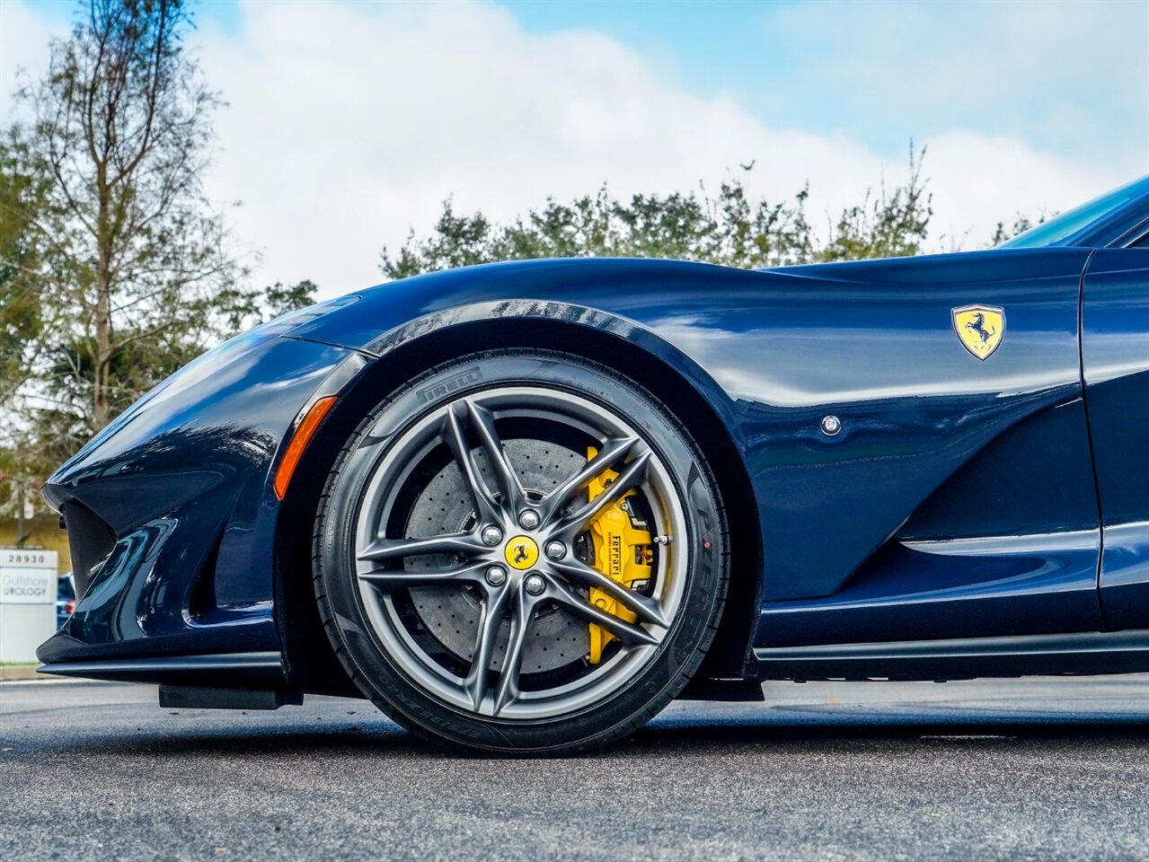 2020 Ferrari 812 Superfast   - Photo 36 - Bonita Springs, FL 34134