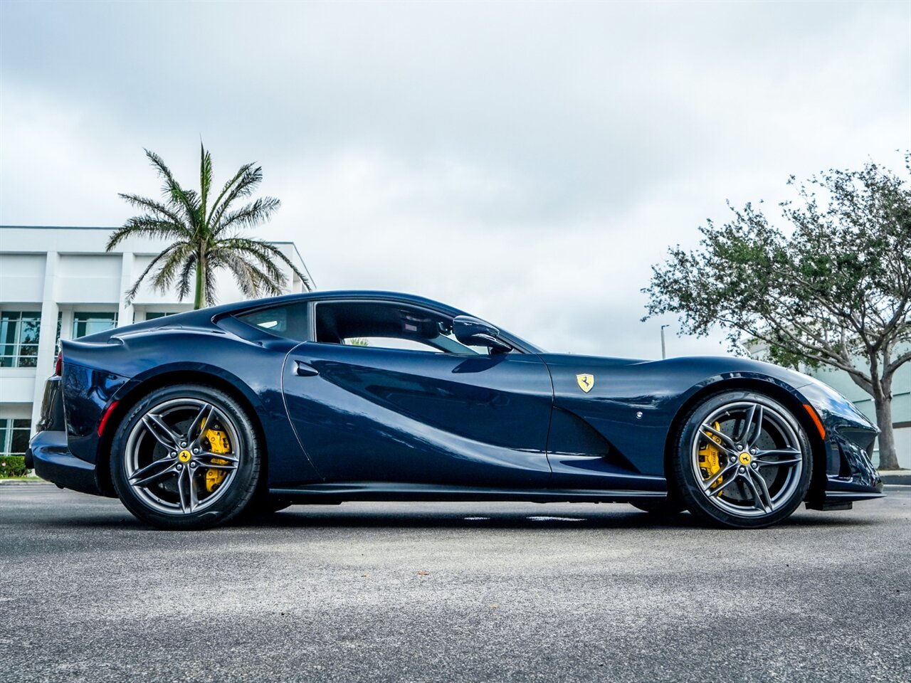 2020 Ferrari 812 Superfast   - Photo 49 - Bonita Springs, FL 34134