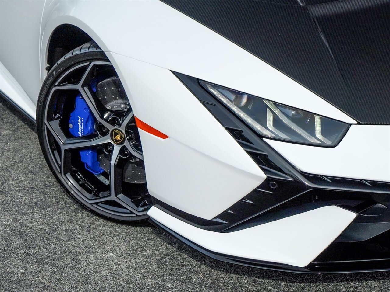 2023 Lamborghini Huracan Tecnica   - Photo 48 - Bonita Springs, FL 34134