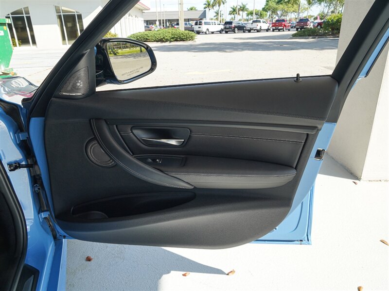 2017 BMW M3 - Photo 23 - Bonita Springs, FL 34134