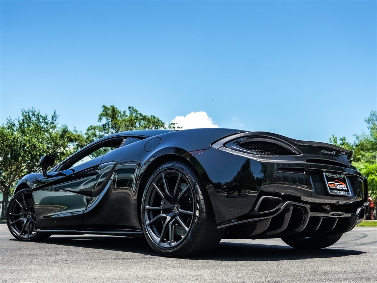 2017 McLaren 570S   - Photo 32 - Bonita Springs, FL 34134