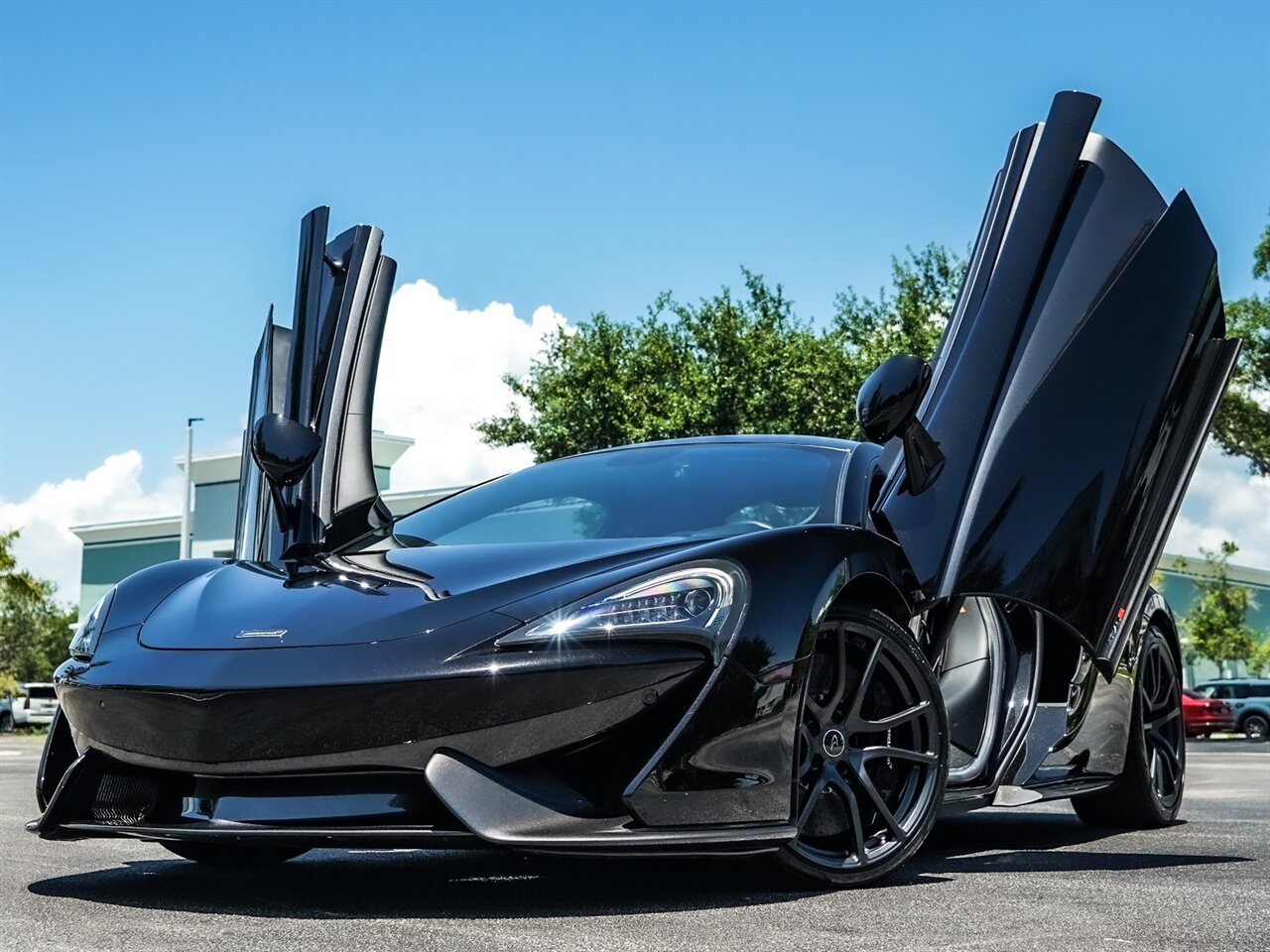 2017 McLaren 570S   - Photo 11 - Bonita Springs, FL 34134