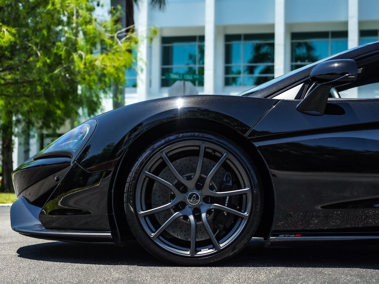 2017 McLaren 570S   - Photo 29 - Bonita Springs, FL 34134