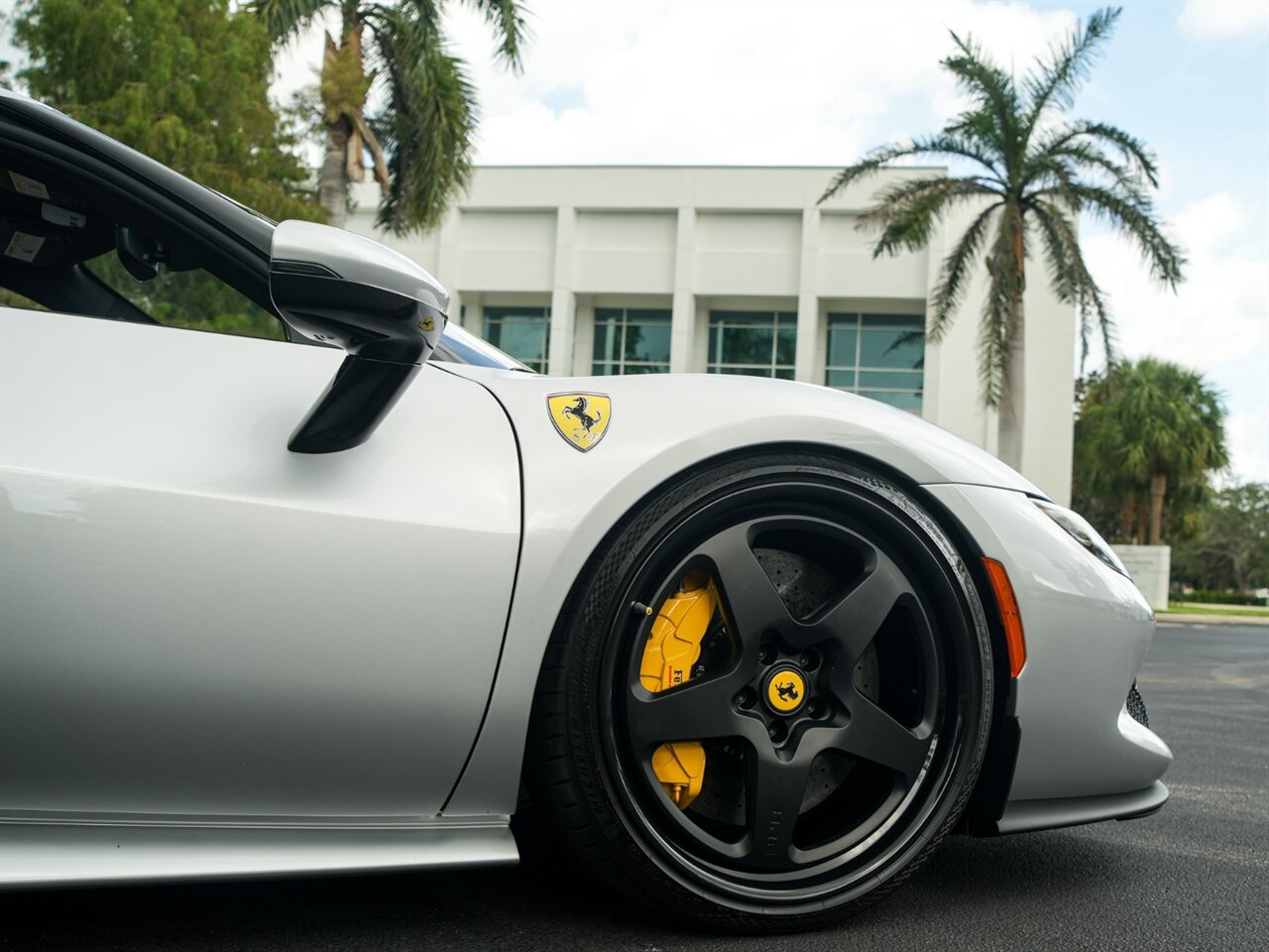 2025 Ferrari 296 GTB   - Photo 58 - Bonita Springs, FL 34134