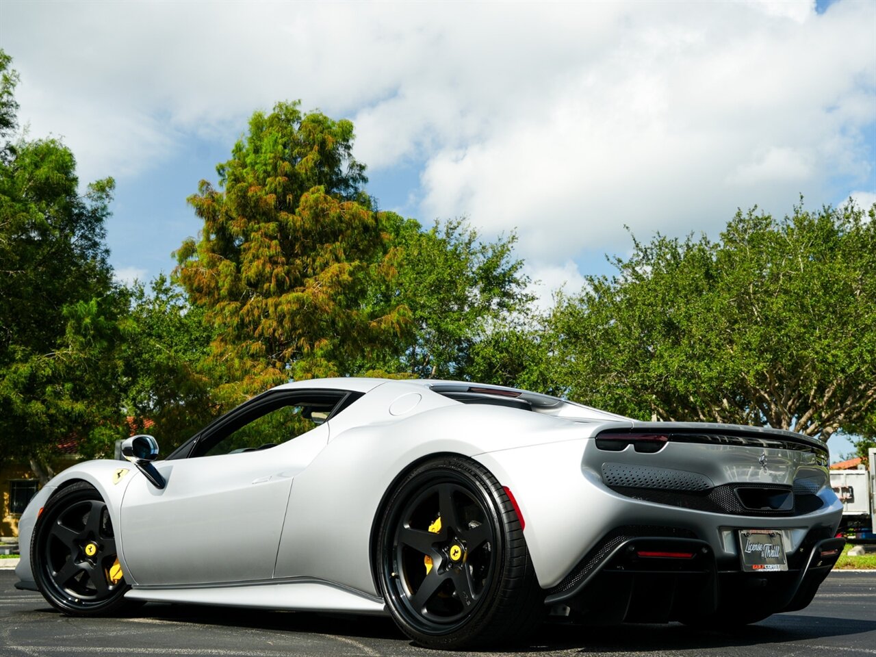 2025 Ferrari 296 GTB   - Photo 41 - Bonita Springs, FL 34134