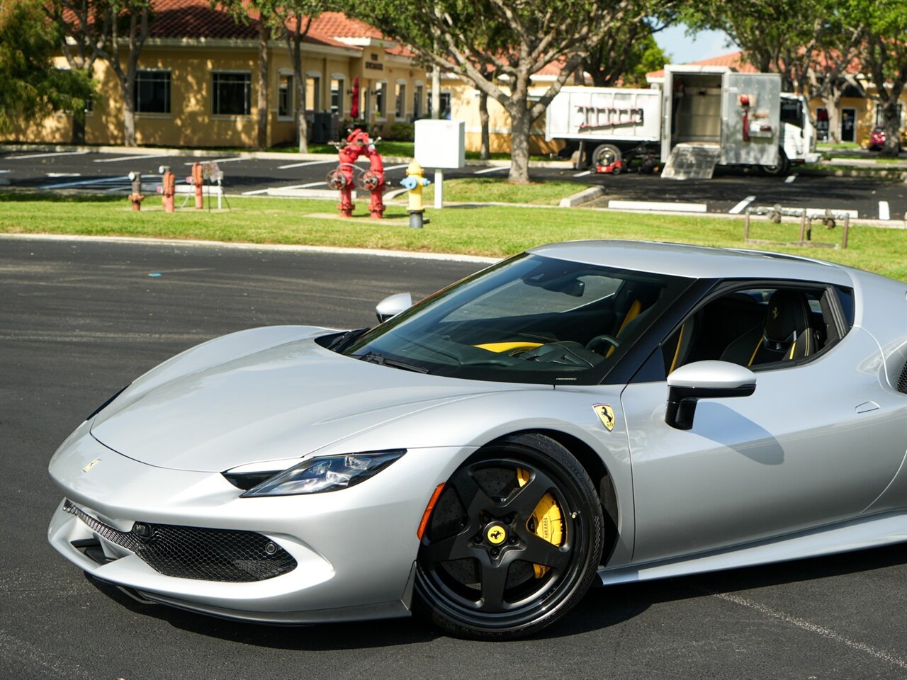 2025 Ferrari 296 GTB   - Photo 8 - Bonita Springs, FL 34134