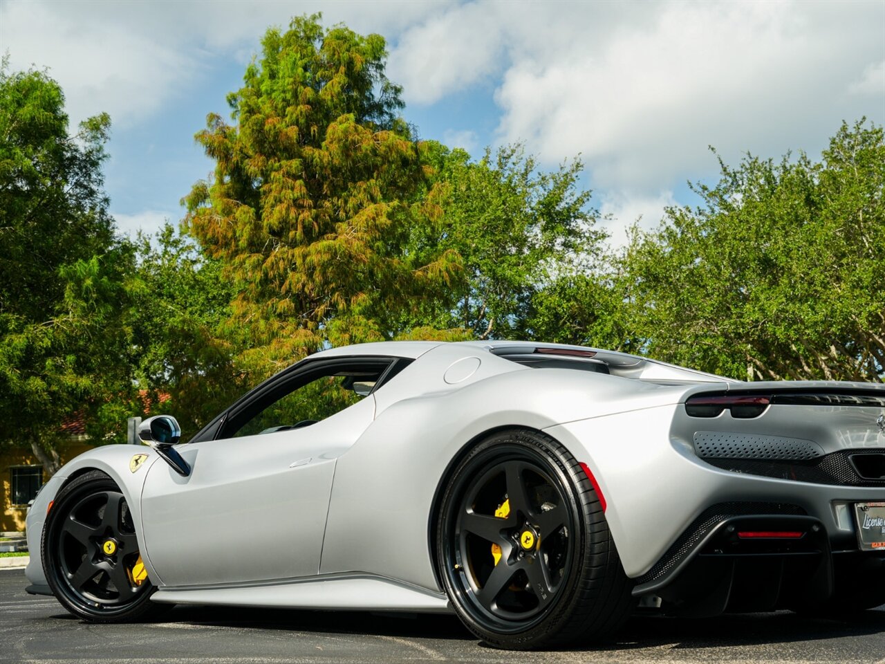 2025 Ferrari 296 GTB   - Photo 42 - Bonita Springs, FL 34134
