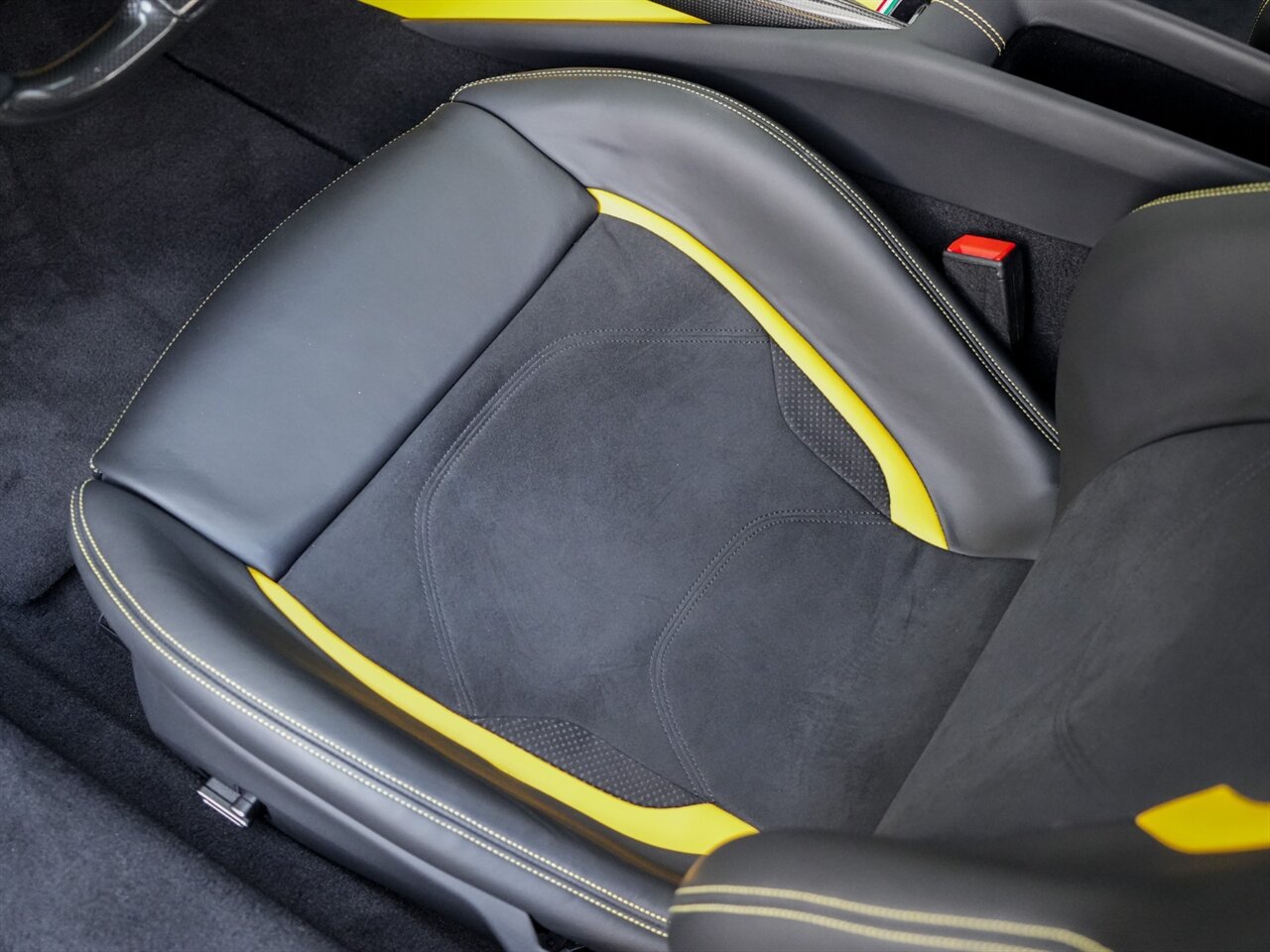 2025 Ferrari 296 GTB   - Photo 16 - Bonita Springs, FL 34134
