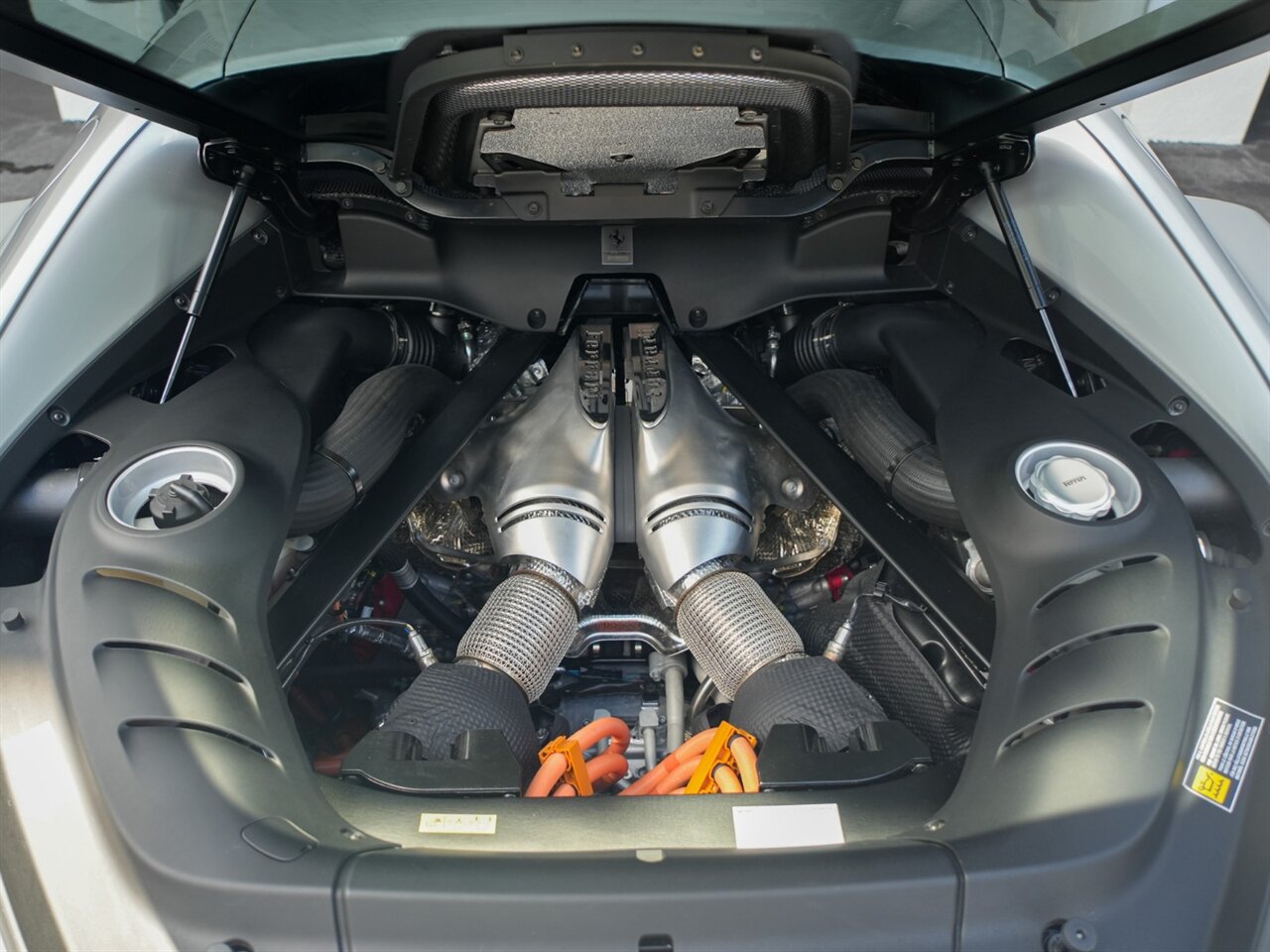 2025 Ferrari 296 GTB   - Photo 32 - Bonita Springs, FL 34134
