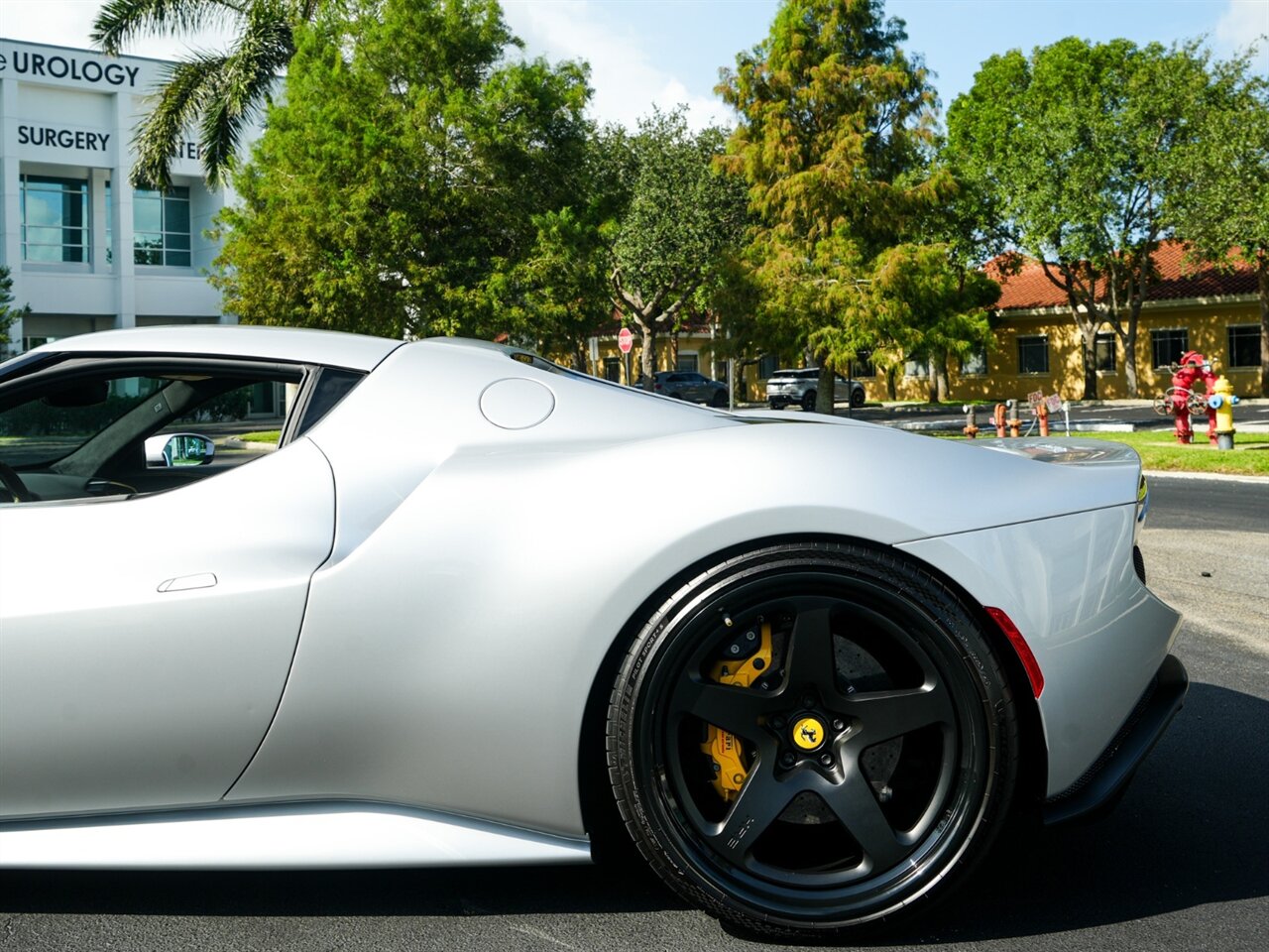 2025 Ferrari 296 GTB   - Photo 39 - Bonita Springs, FL 34134