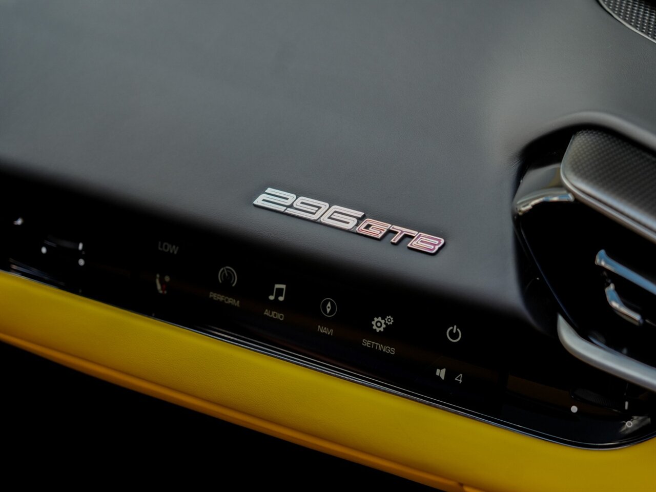 2025 Ferrari 296 GTB   - Photo 30 - Bonita Springs, FL 34134