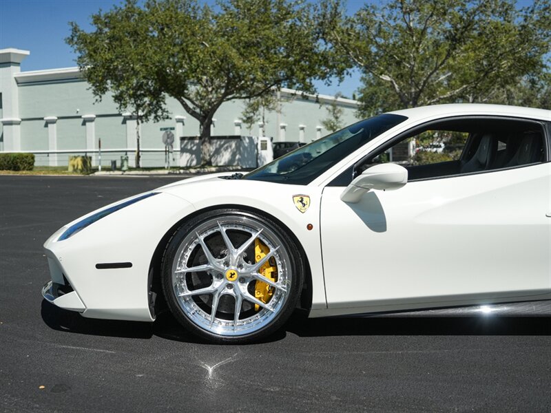 2017 Ferrari 488 GTB   - Photo 43 - Bonita Springs, FL 34134